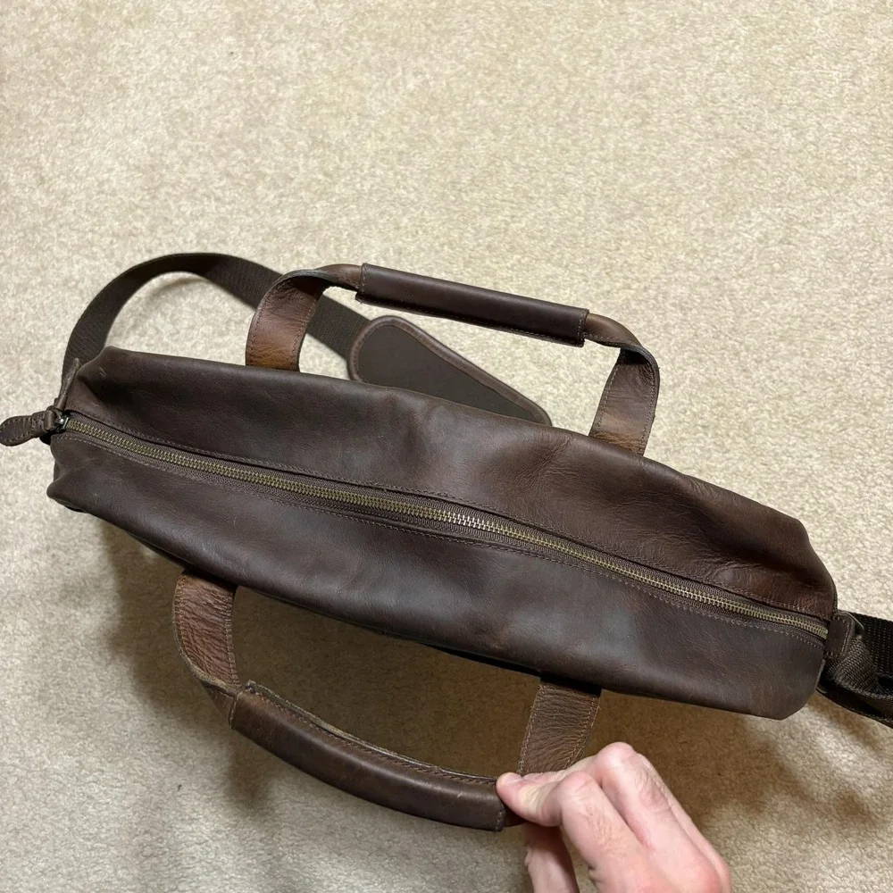 Buffalo Jackson Mahogany Brown Leather Laptop Bag Case Briefcase Messenger Strap